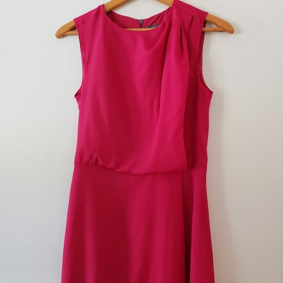 Vince Camuto Wrap Style Flowy Sleeveless Valentines Dress Red 4 - Picture 3 of 11